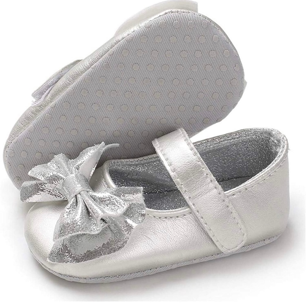 Valen Sina Baby Girl Silver Bow Sandals, Size 2